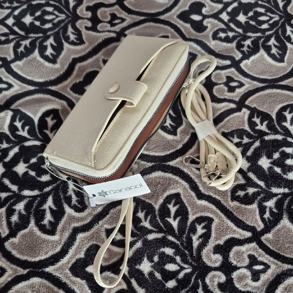 Cream Colored Crossbody or Wristlet Wallet (A11)